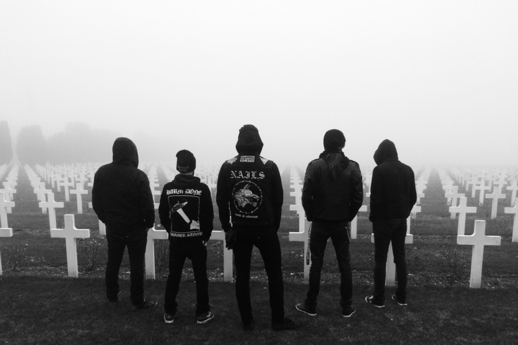 Black Metal : Regarde Les hommes Tomber rejoint le programme 360 de Trempo